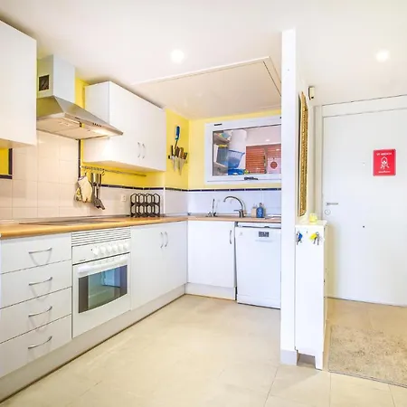 Apartment 2 Bedroom In